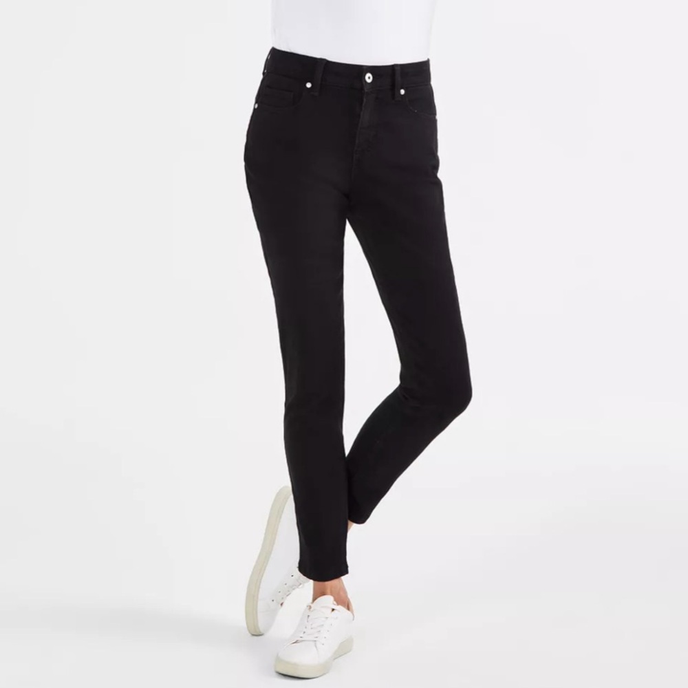 🐦‍⬛ Black Curvy Fit Mid-Rise Skinny Jeans Style & Co Classic Denim Pants 🐦‍⬛